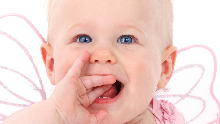 赤ちゃんの口内炎！食事に原因？対処法と予防法まとめ 
